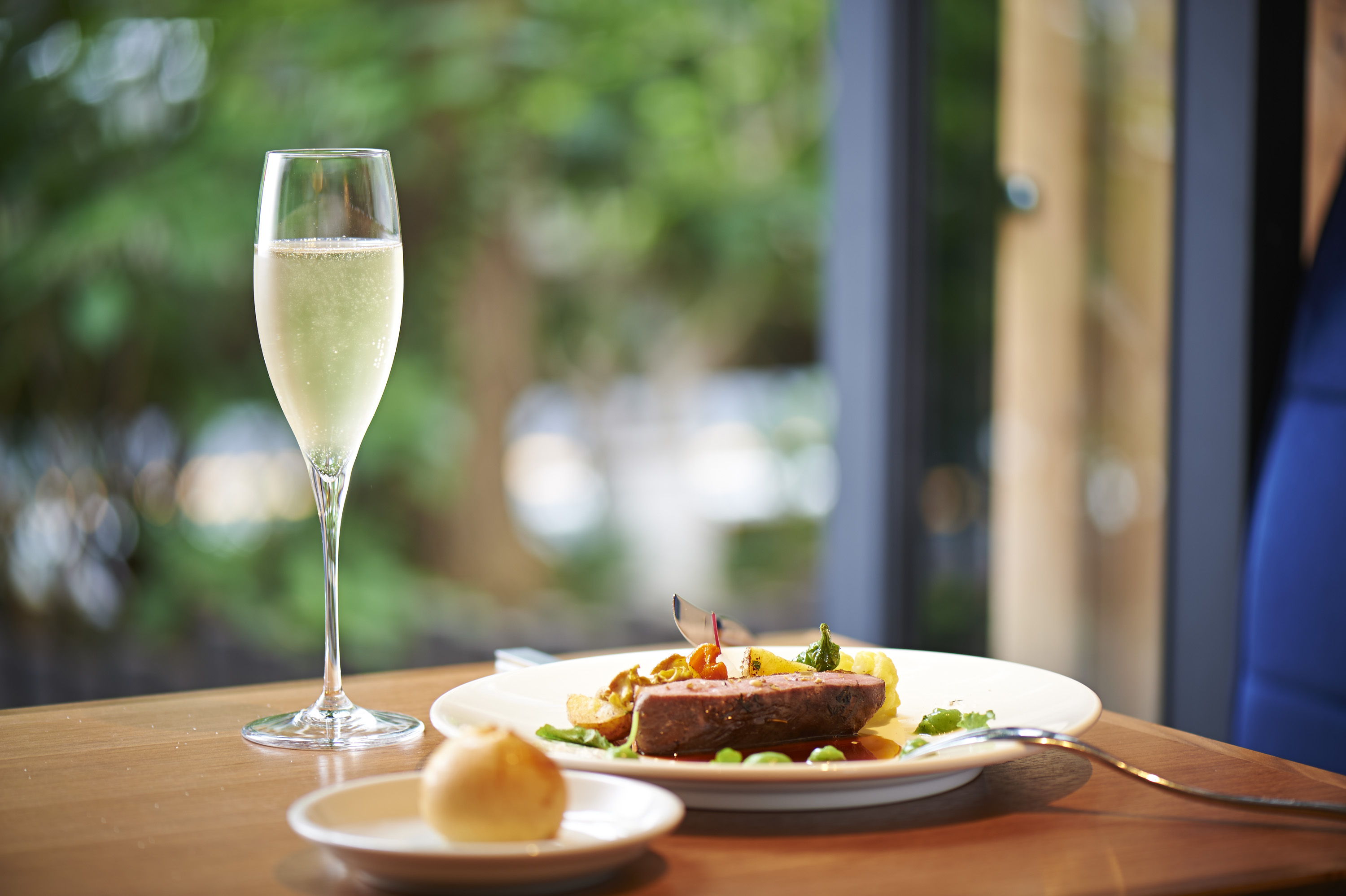 写真撮影のコツ インスタ映え 料理が美味しく見える店内照明とは 飲食店の販促大学